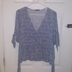 Jessica Simpson top (M)